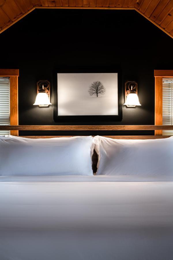 Placid Bay Hotel เลคแพลซิด ภายนอก รูปภาพ